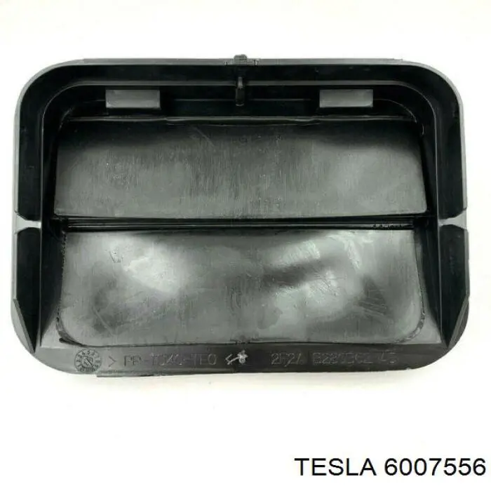 Решітка вентиляційна задня Tesla 2F2AB280B62AB ціна, від 8.06 USD