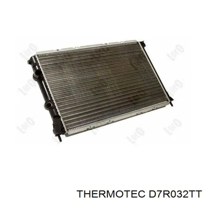 D7R032TT Thermotec радіатор охолодження двигуна