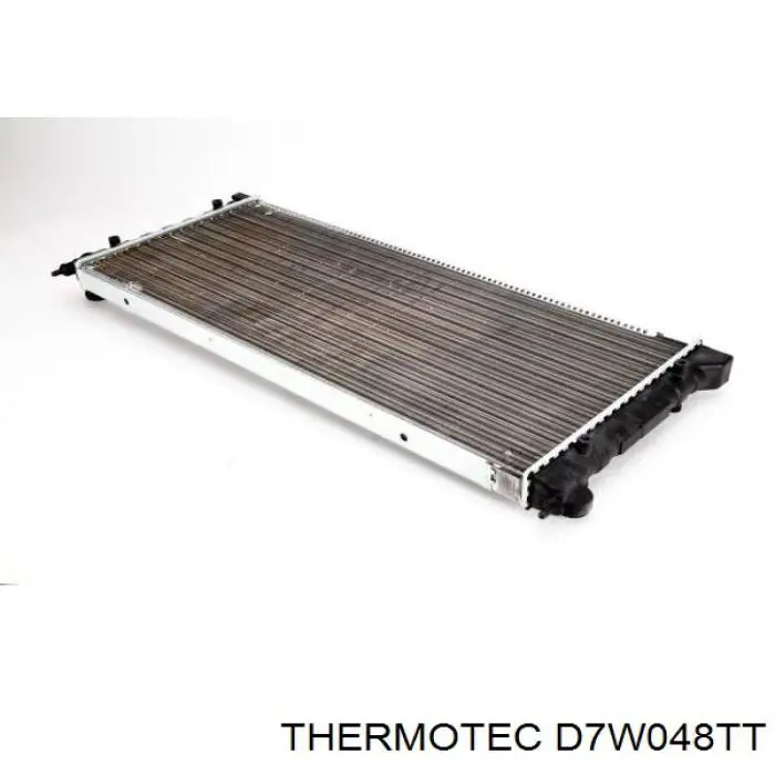 Радіатор охолодження двигуна D7W048TT Thermotec