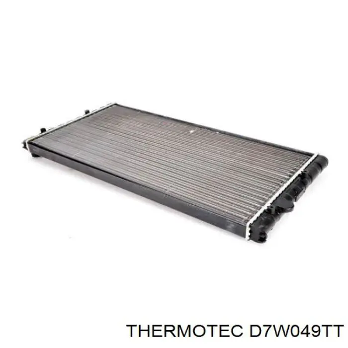 Радіатор охолодження двигуна D7W049TT Thermotec