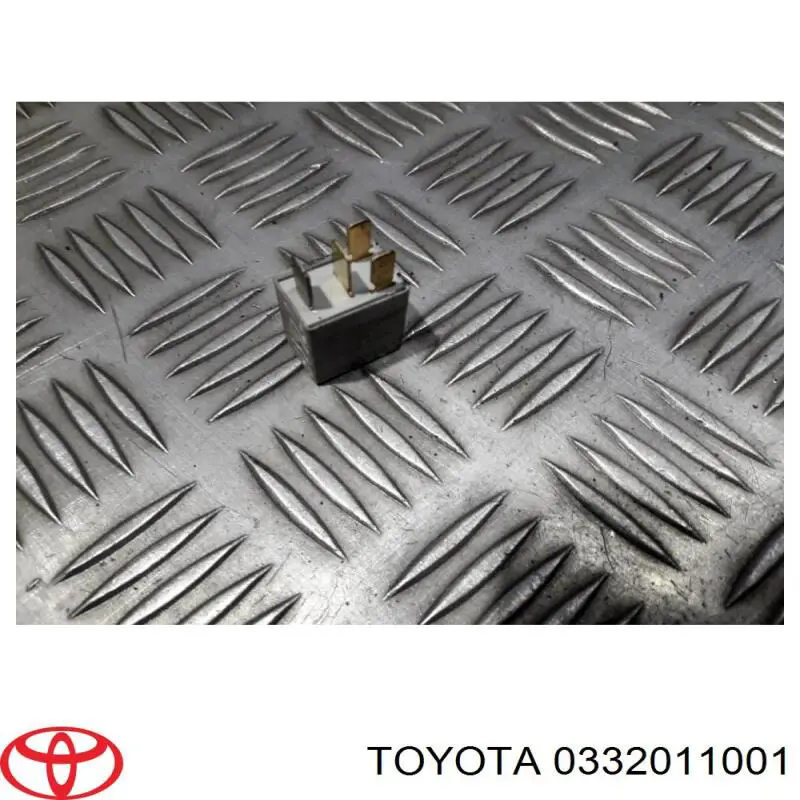 Купити 0332011001 Toyota 