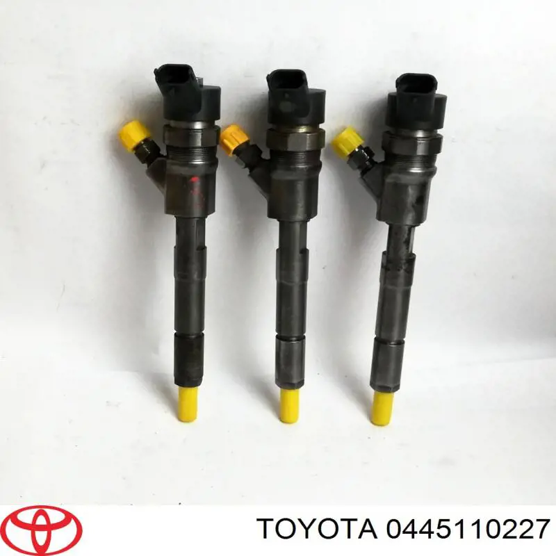 Паливні форсунки 2367033040 Bosch