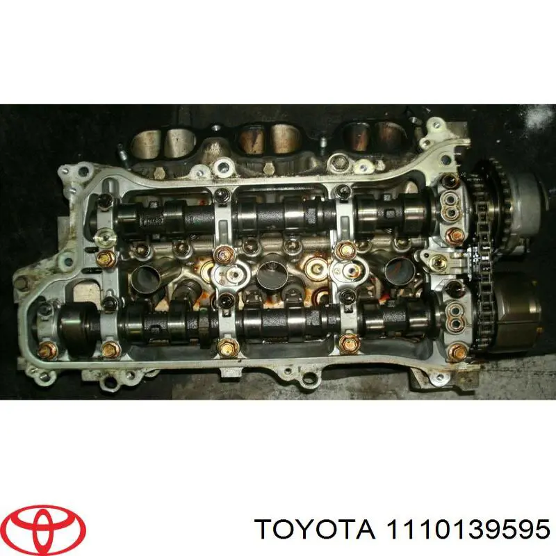 1110139595 Toyota Головка циліндрів