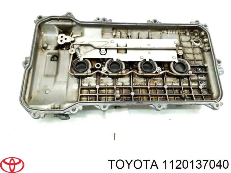 1120137040 Toyota Кришка двигуна