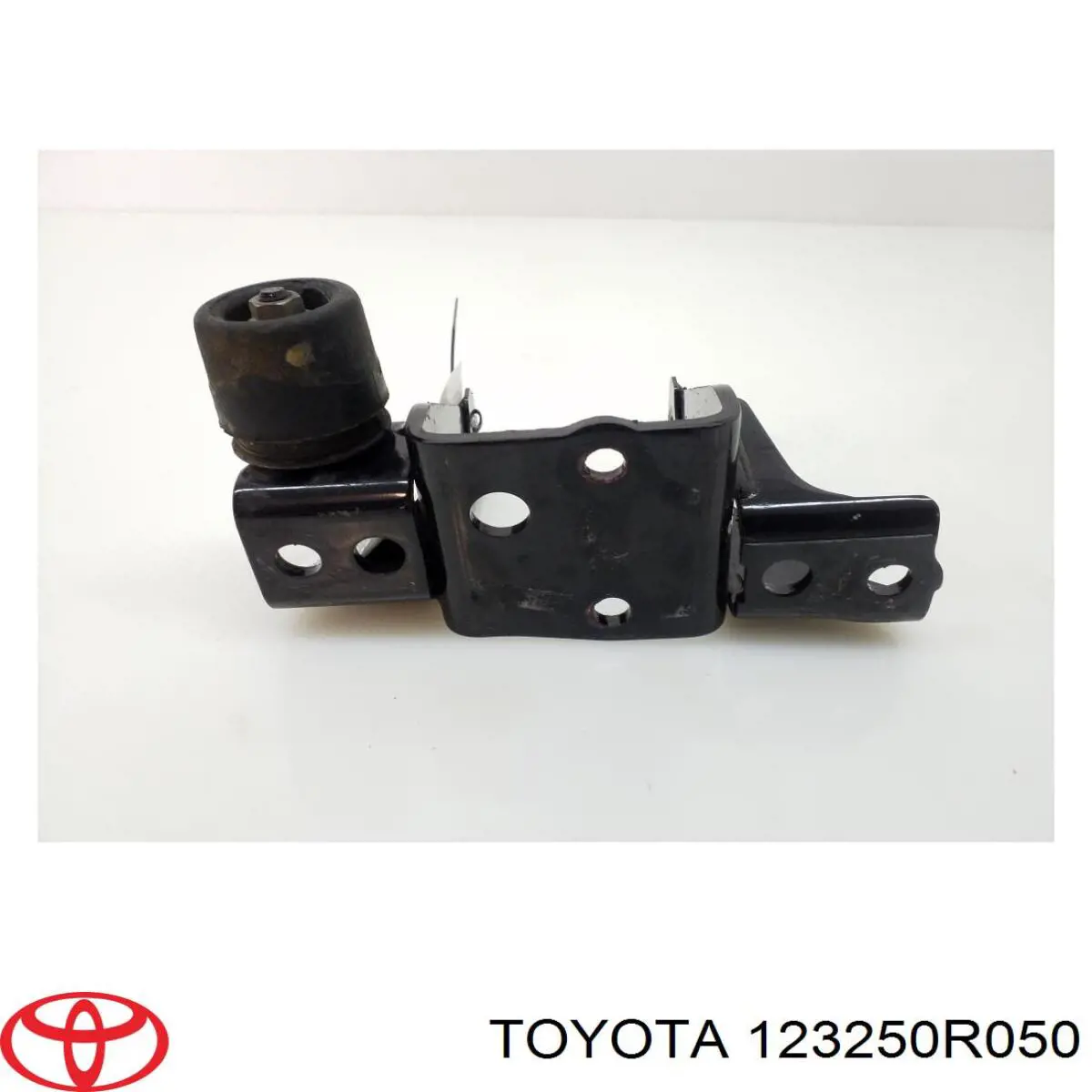 Купити 123250R050 Toyota 