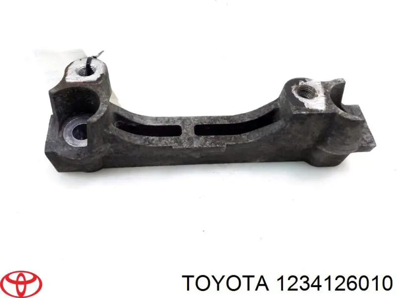 1234126010 Toyota 