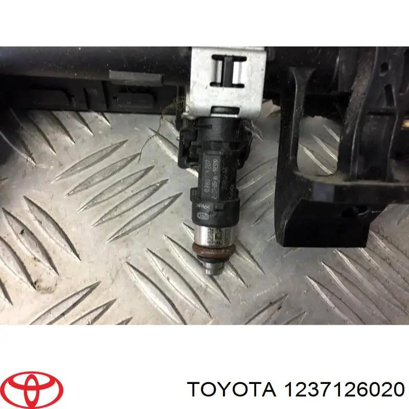 Купити 1237126020 Toyota 