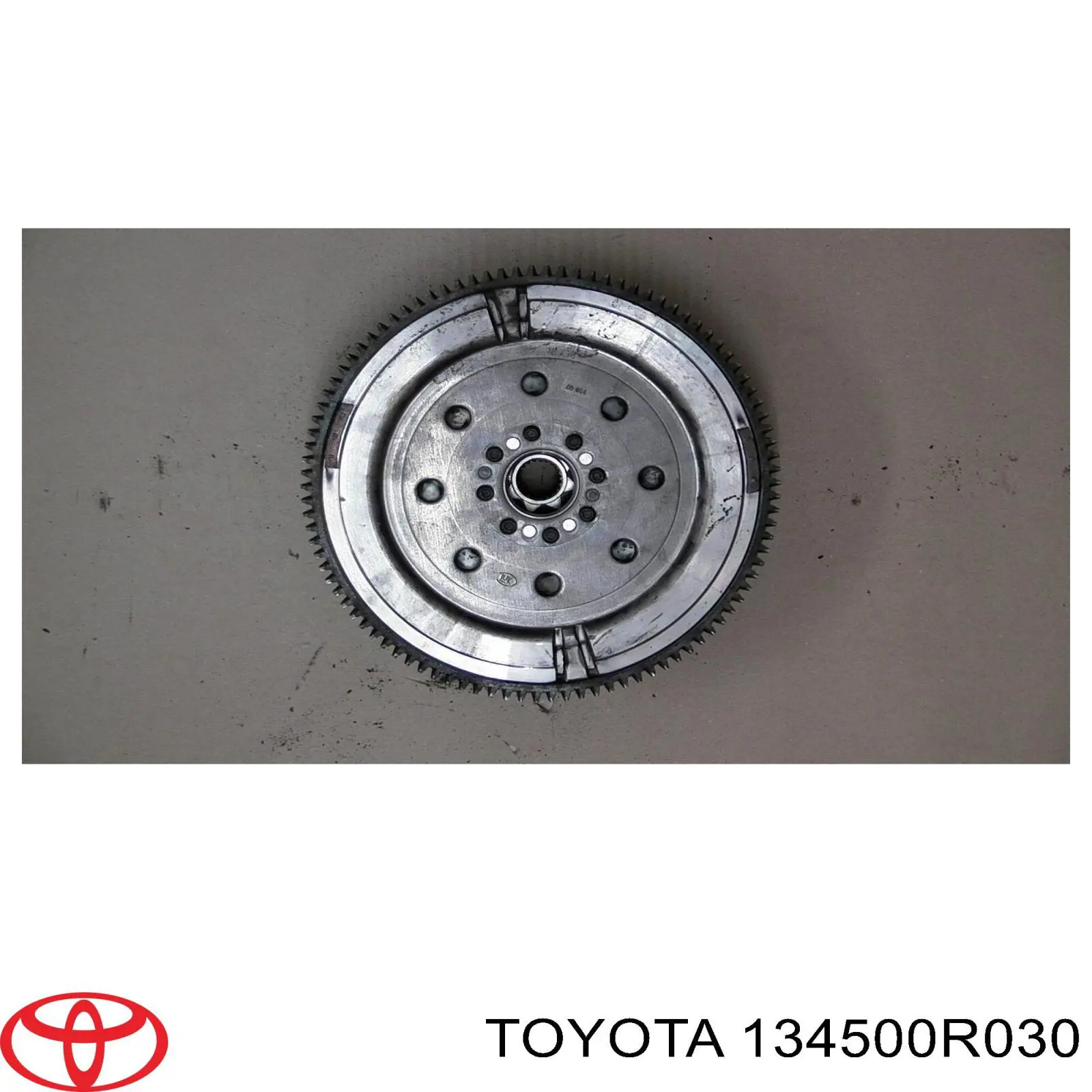 134500R030 Toyota Демпферний маховик