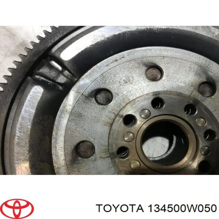Маховик двигуна Toyota 134500W050 ціна, від 296.47 USD