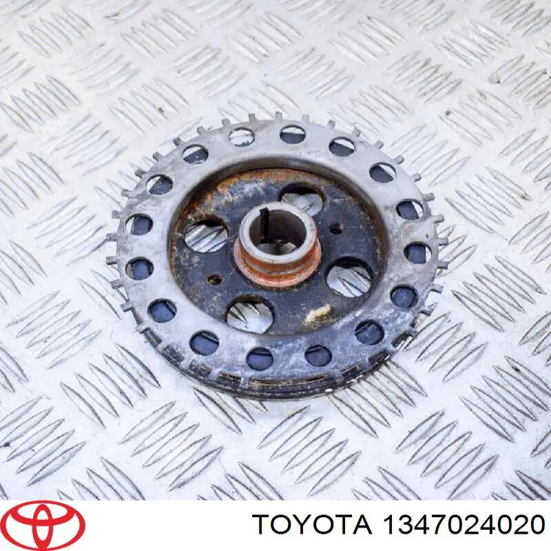 1347024020 Toyota Демпфер колінвалу