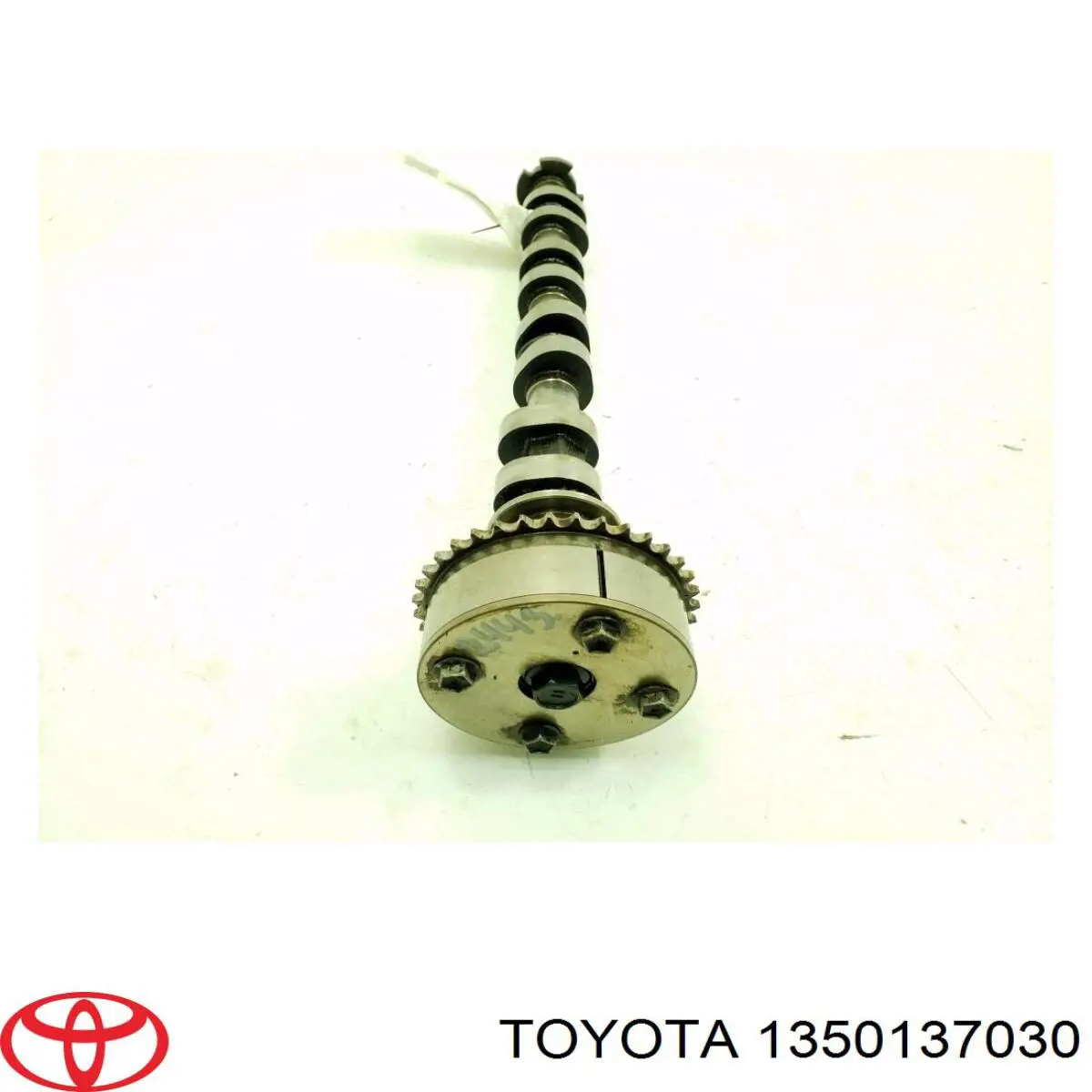 1350137030 Toyota Розподільчий вал впускний