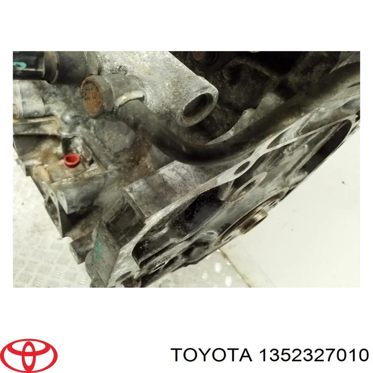 Купити 1352327010 Toyota Шестерня фазорегулятора