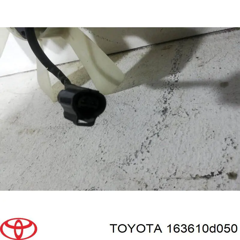 163610D050 Toyota Вентилятор / крильчатка радіатора кондиціонера