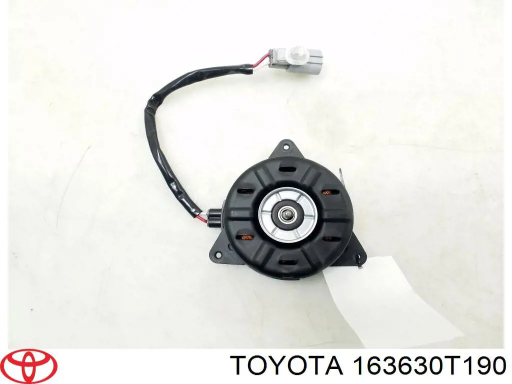 163630T190 Toyota Мотор вентилятора системи охолодження, лівий