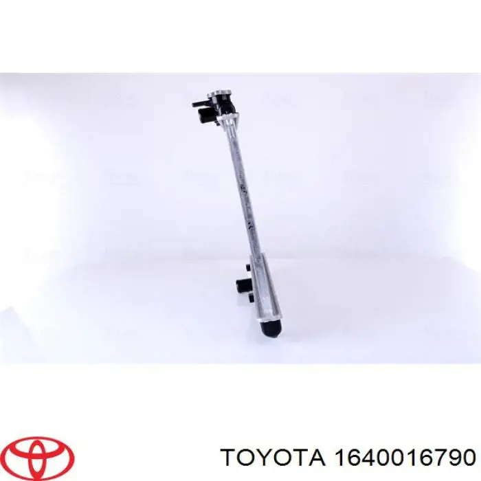 Купити 1640016790 Toyota Радіатор двигуна