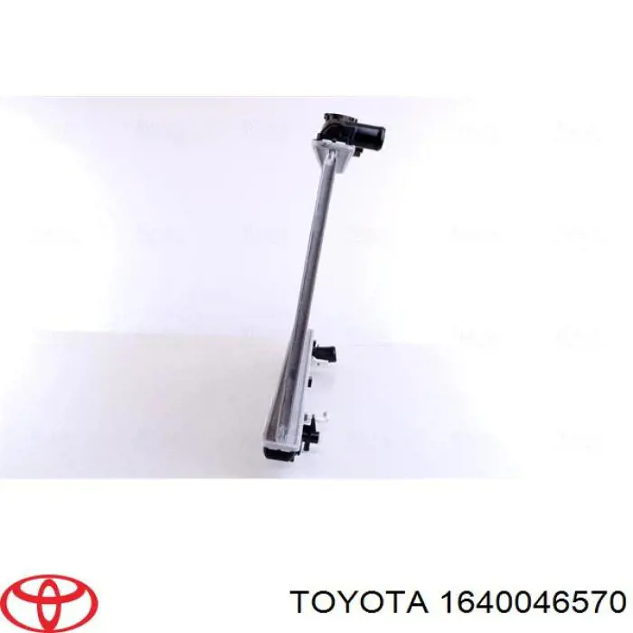 Купити 1640046570 Toyota Радіатор двигуна