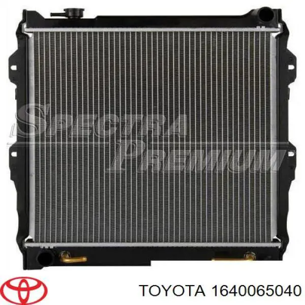 Купити 1640065040 Toyota Радіатор двигуна