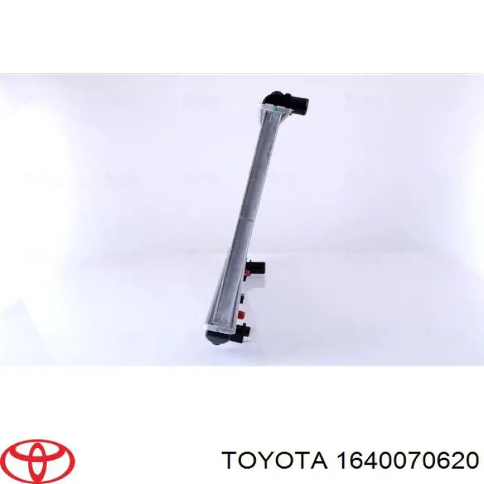 Радіатор 1640070620 Toyota