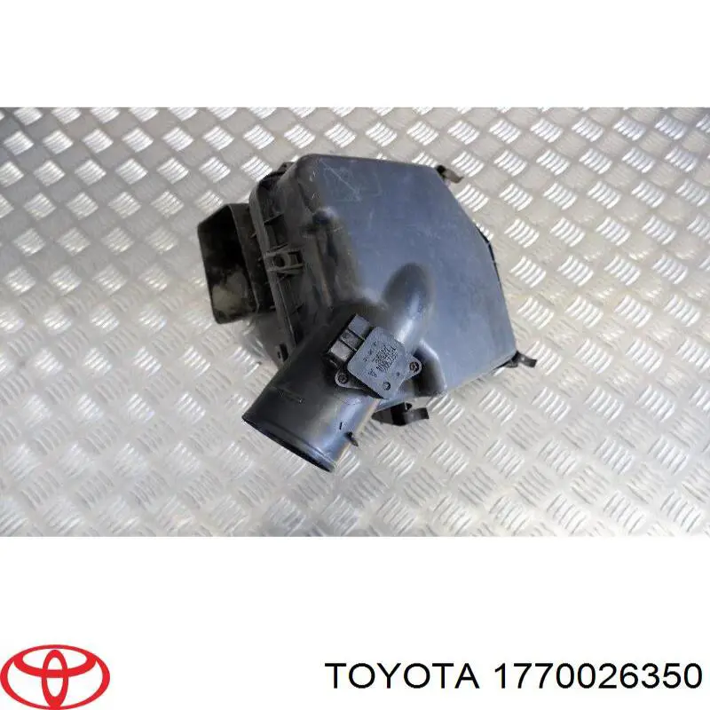 Купити 1770026350 Toyota Корпус фільтра