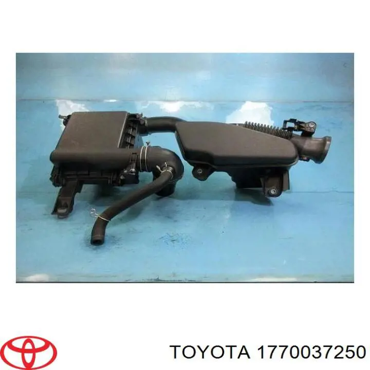 1770037250 Toyota корпус повітряного фільтра