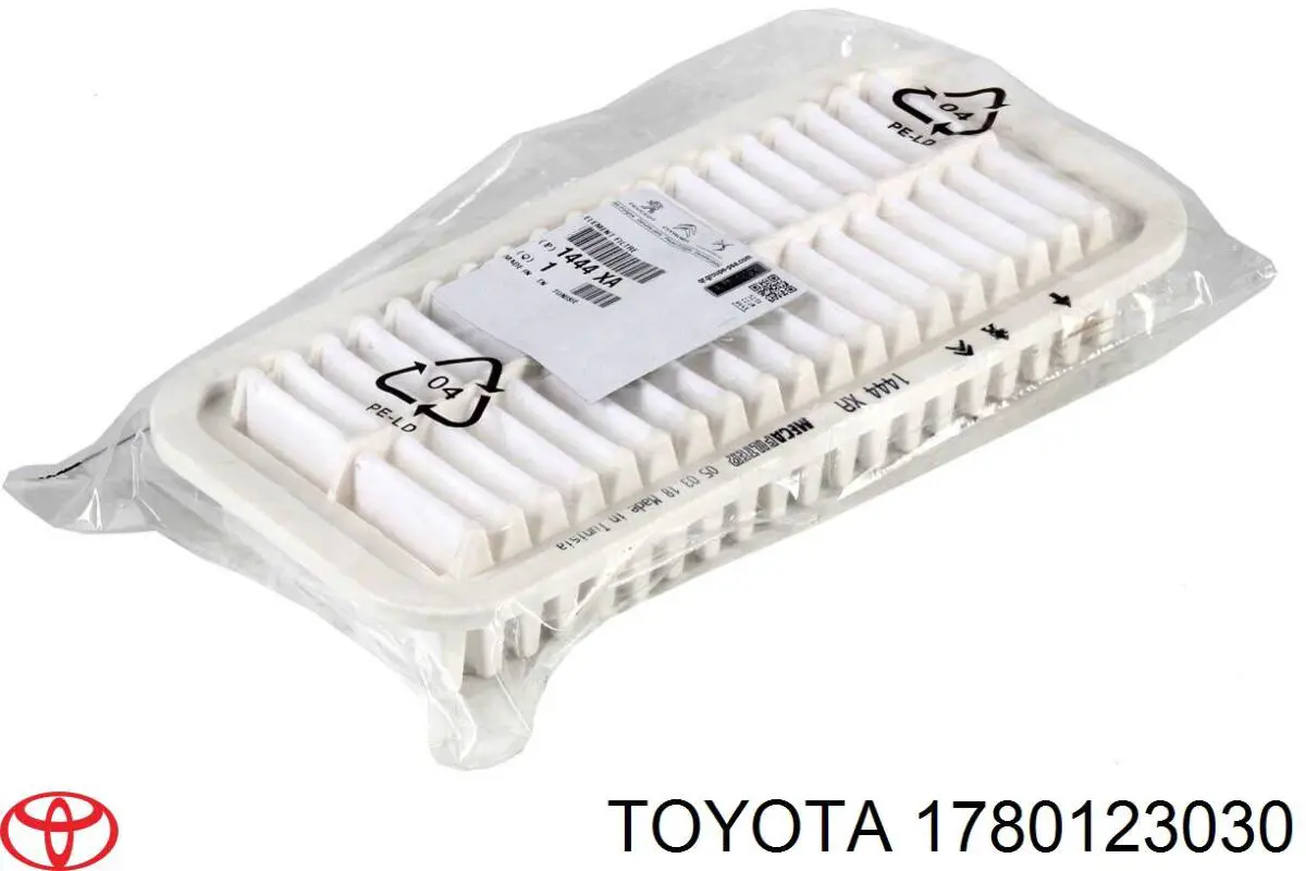Повітряний фільтр 1780123030 Toyota