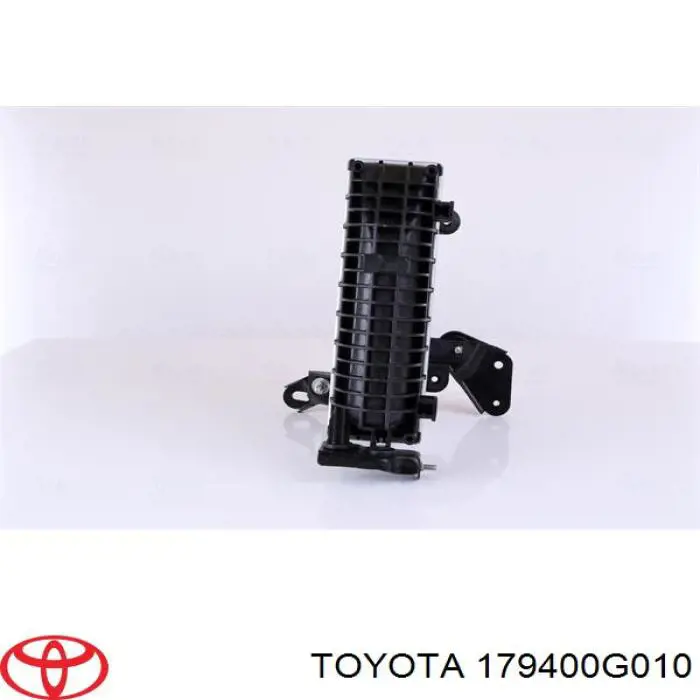 179400G010 Toyota радіатор интеркуллера