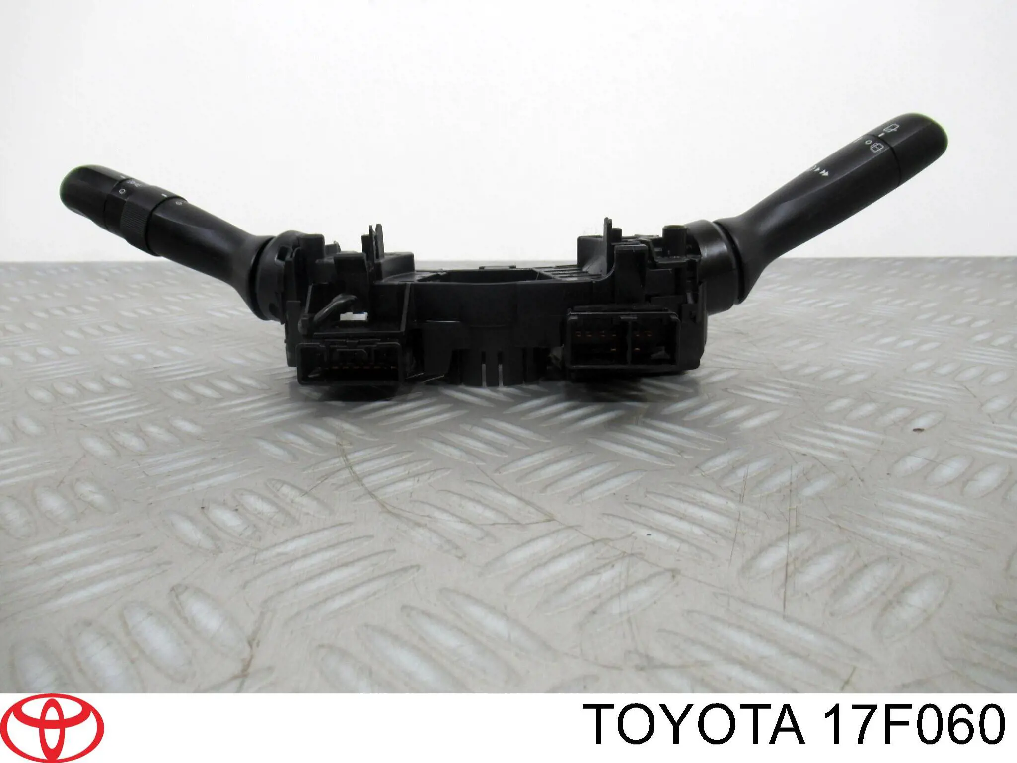  17F060 Toyota