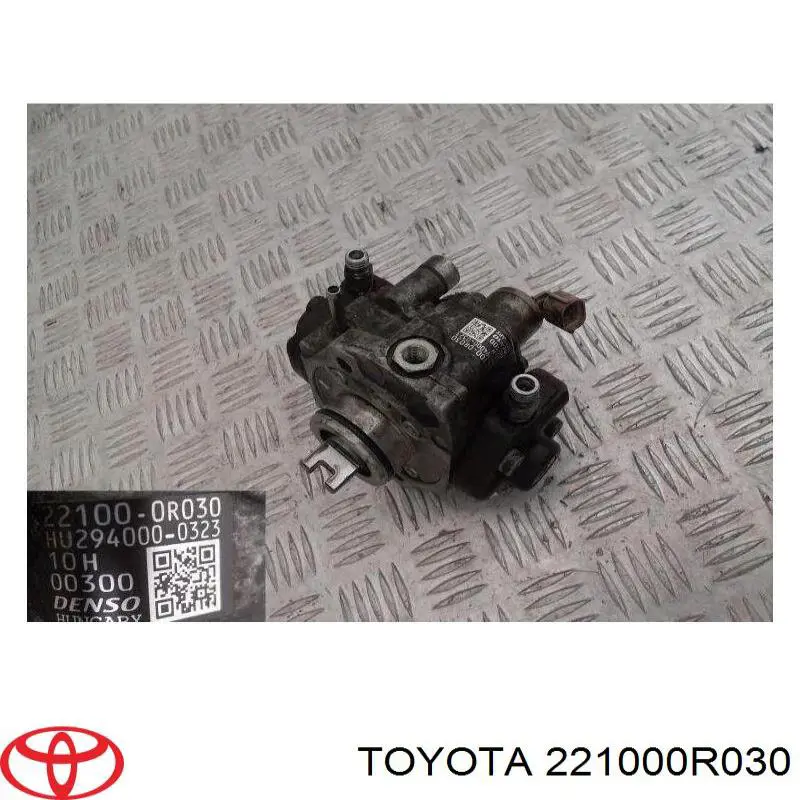 221000R030 Toyota Насос паливний високого тиску (ПНВТ)