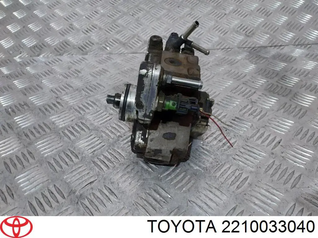 Купити 2210033040 Toyota Насос паливний високого тиску (ПНВТ) - DIESEL