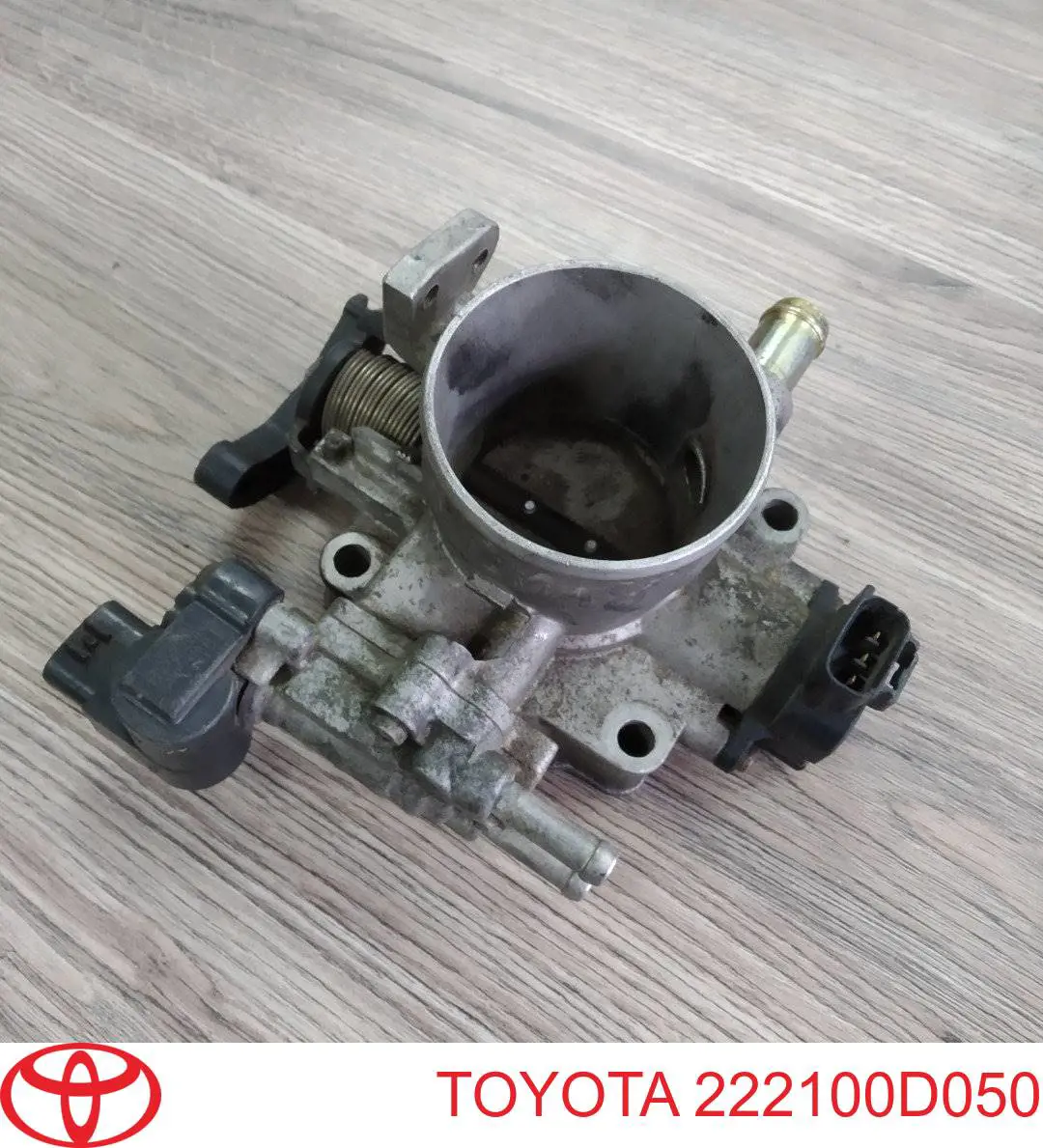 222100D050 Toyota Дросільна заслінка в зборі