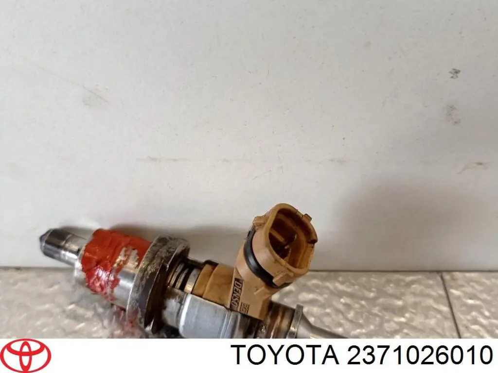 Регулятор тиску палива Toyota Avensis (T27) (Тойота Авенсіс)
