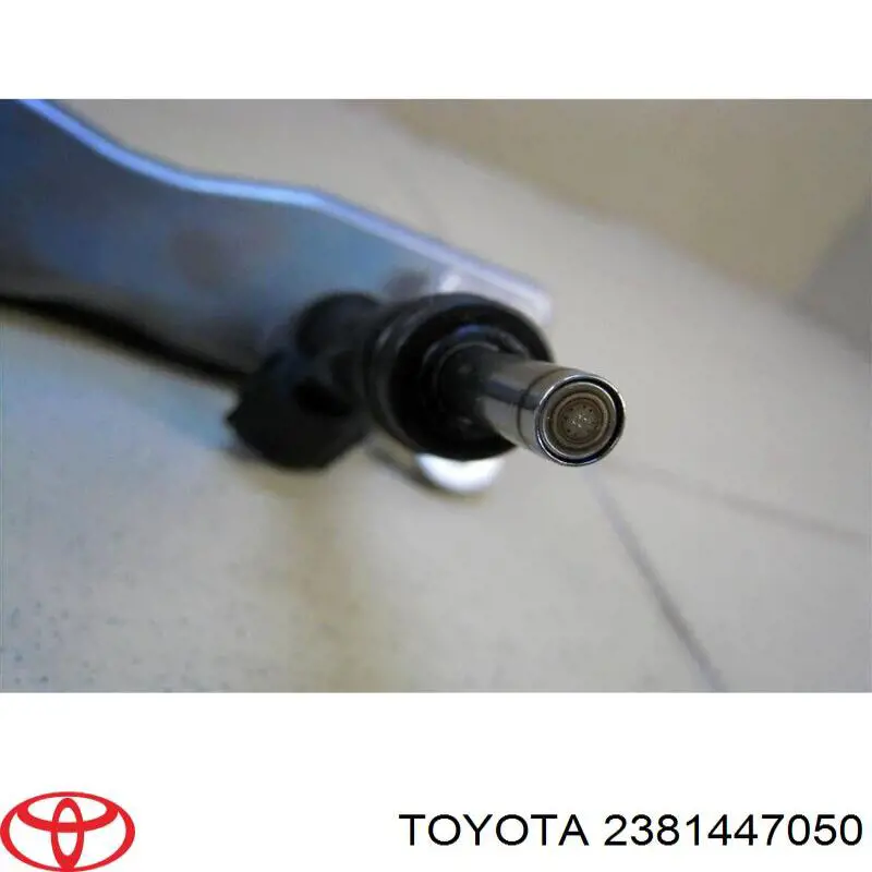 Купити 2381447050 Toyota Розподільник палива