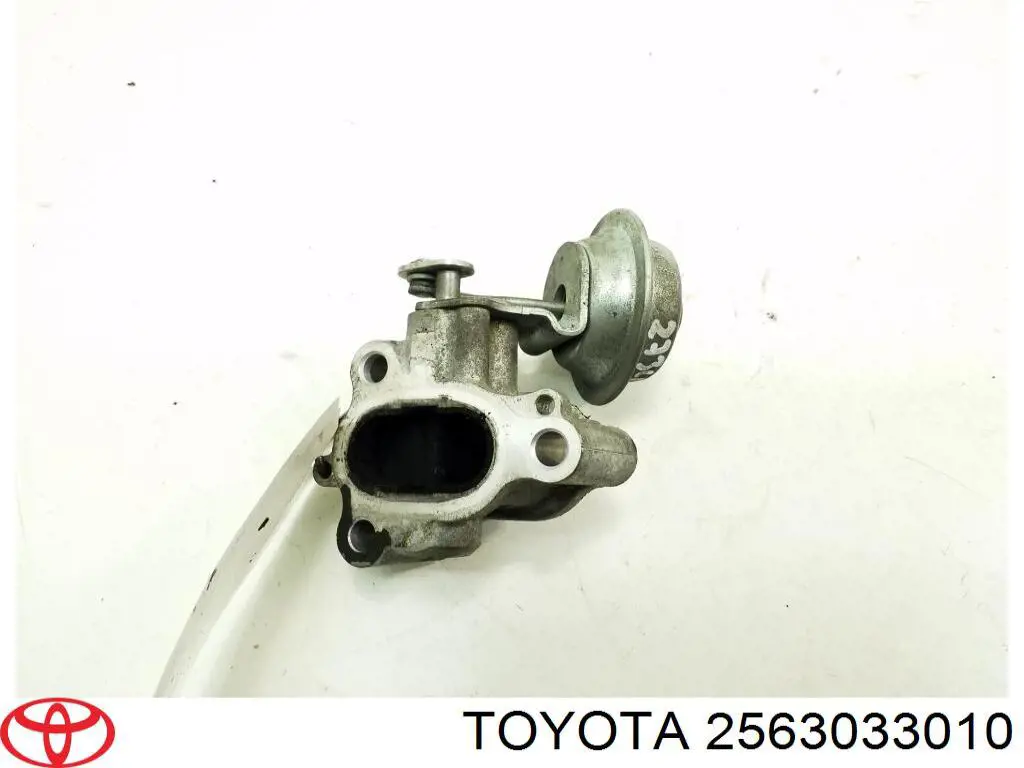 Клапан EGR Toyota 2563033010 ціна, від 43.87 USD