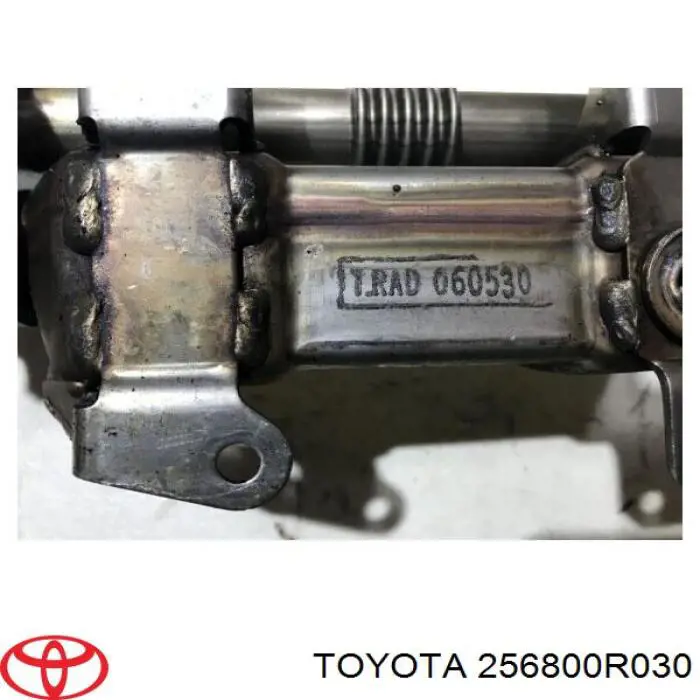 256800R030 Toyota Радіатор системи EGR рециркуляції вихлопних газів