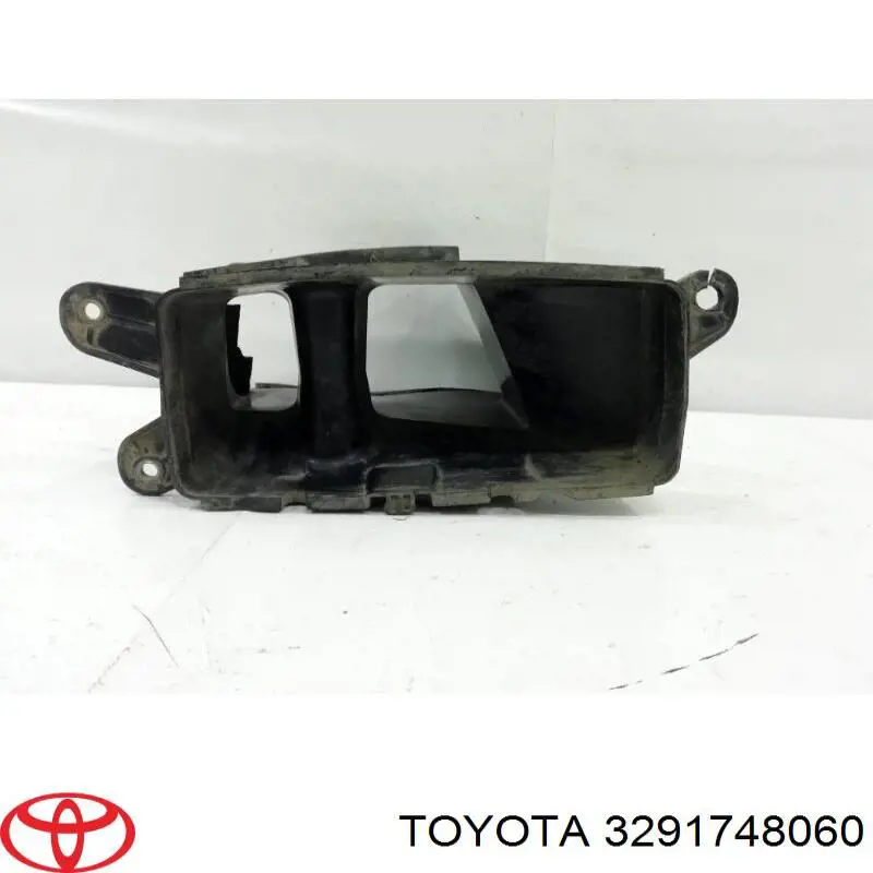 Дифузор радіатора АКПП Toyota 3291748060 ціна, від 31.67 USD