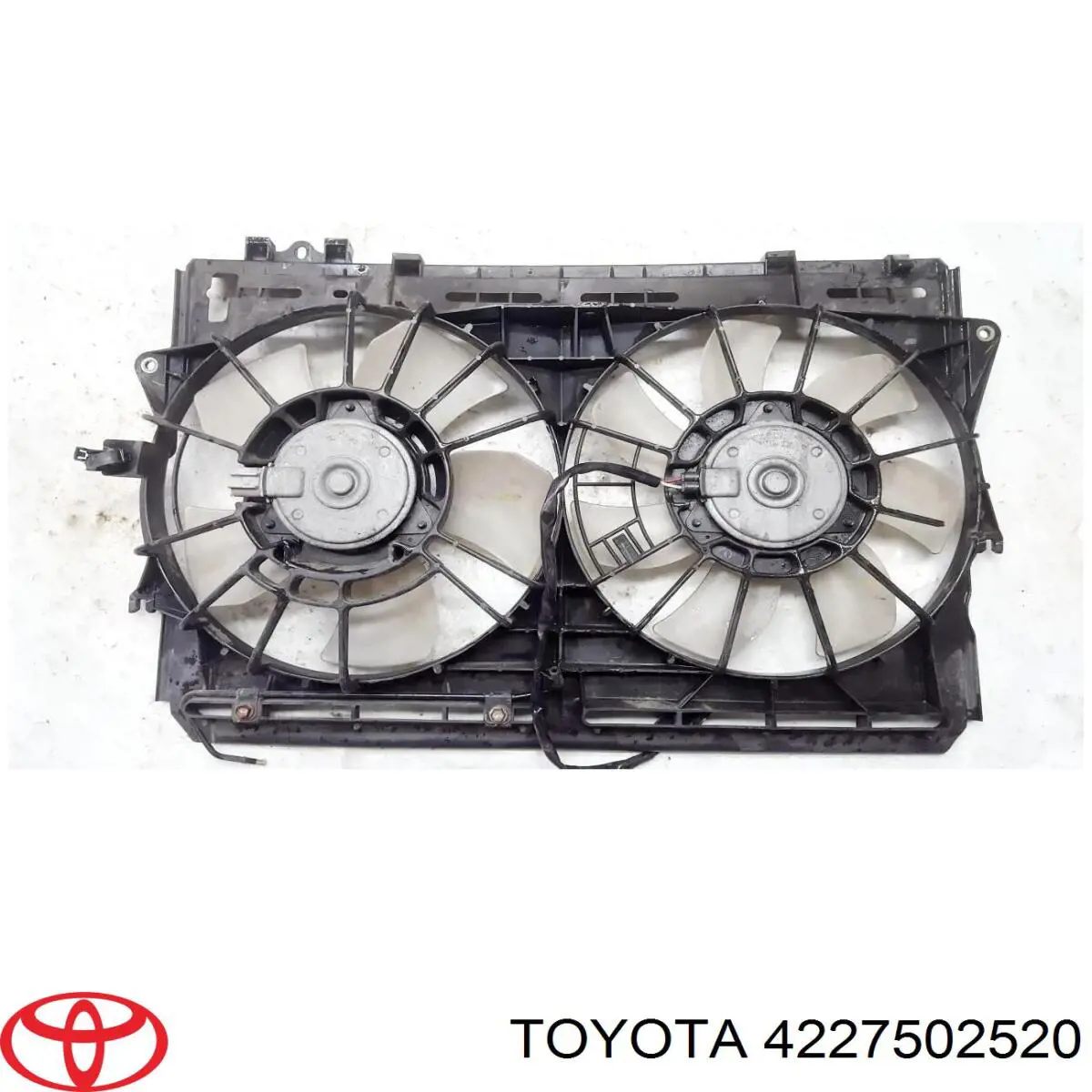 4227502520 Toyota Дифузор радіатора охолодження, в зборі з мотором і крильчаткою