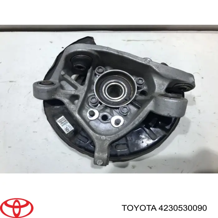 Цапфа - поворотний кулак задній, лівий 4230530090 Toyota