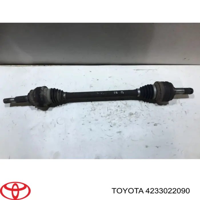 Піввісь задня, права Toyota 4233022091 ціна, від 169.30 USD