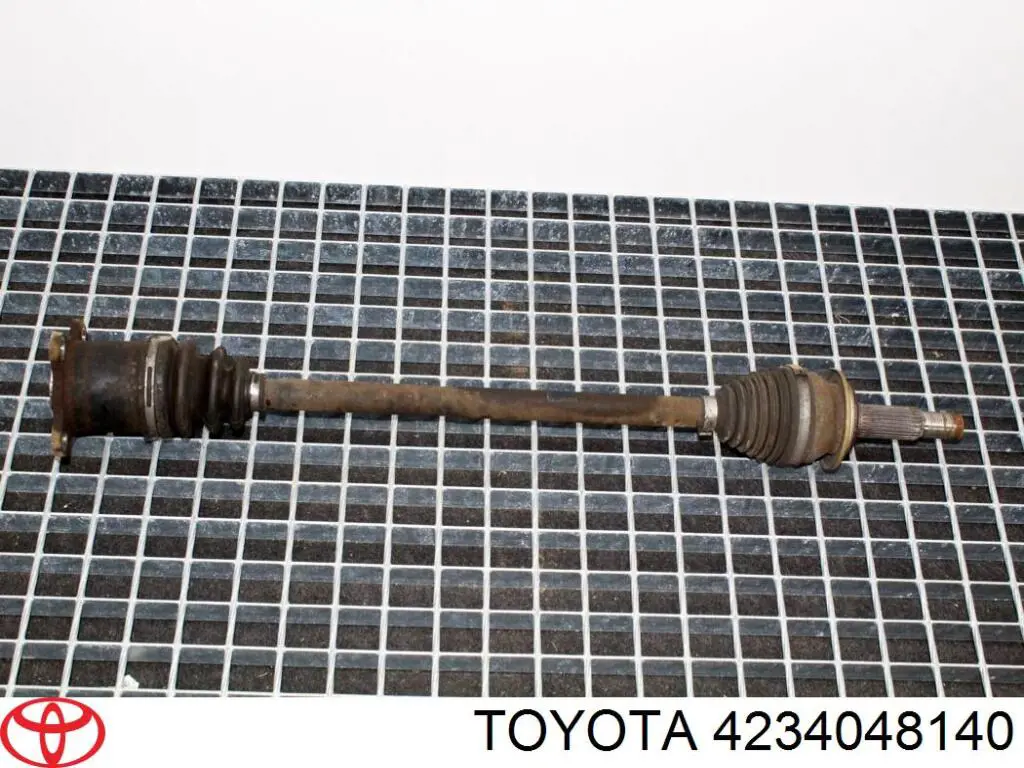 4234048140 Toyota Привід задній