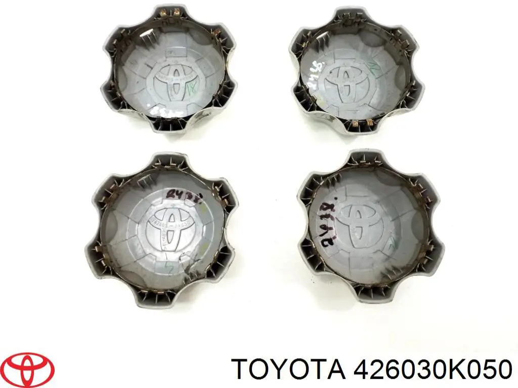426030K050 Toyota Ковпаки на колеса