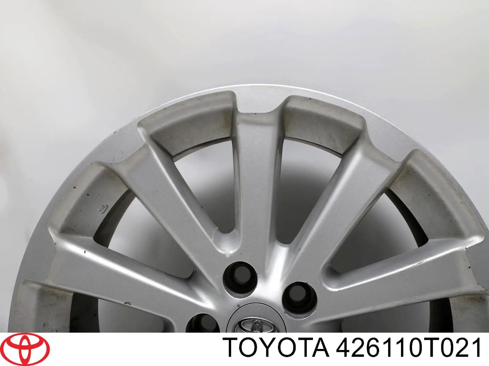 Купити 426110T021 Toyota Диск колесний