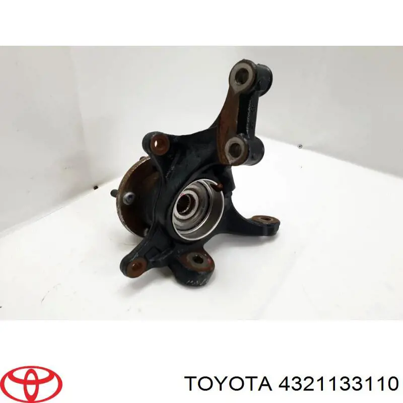Цапфа - поворотний кулак передній, правий 4321133110 Toyota