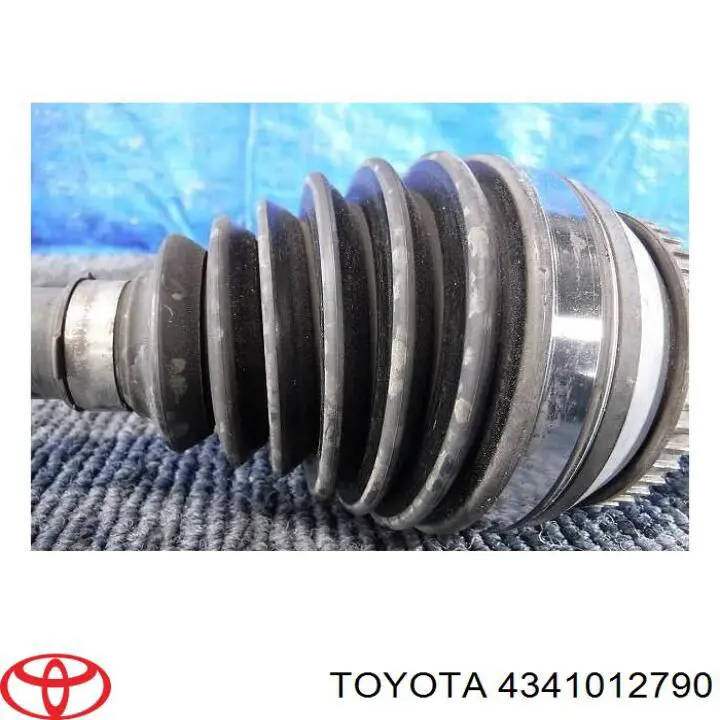 Купити 4341012790 Toyota Піввісь права