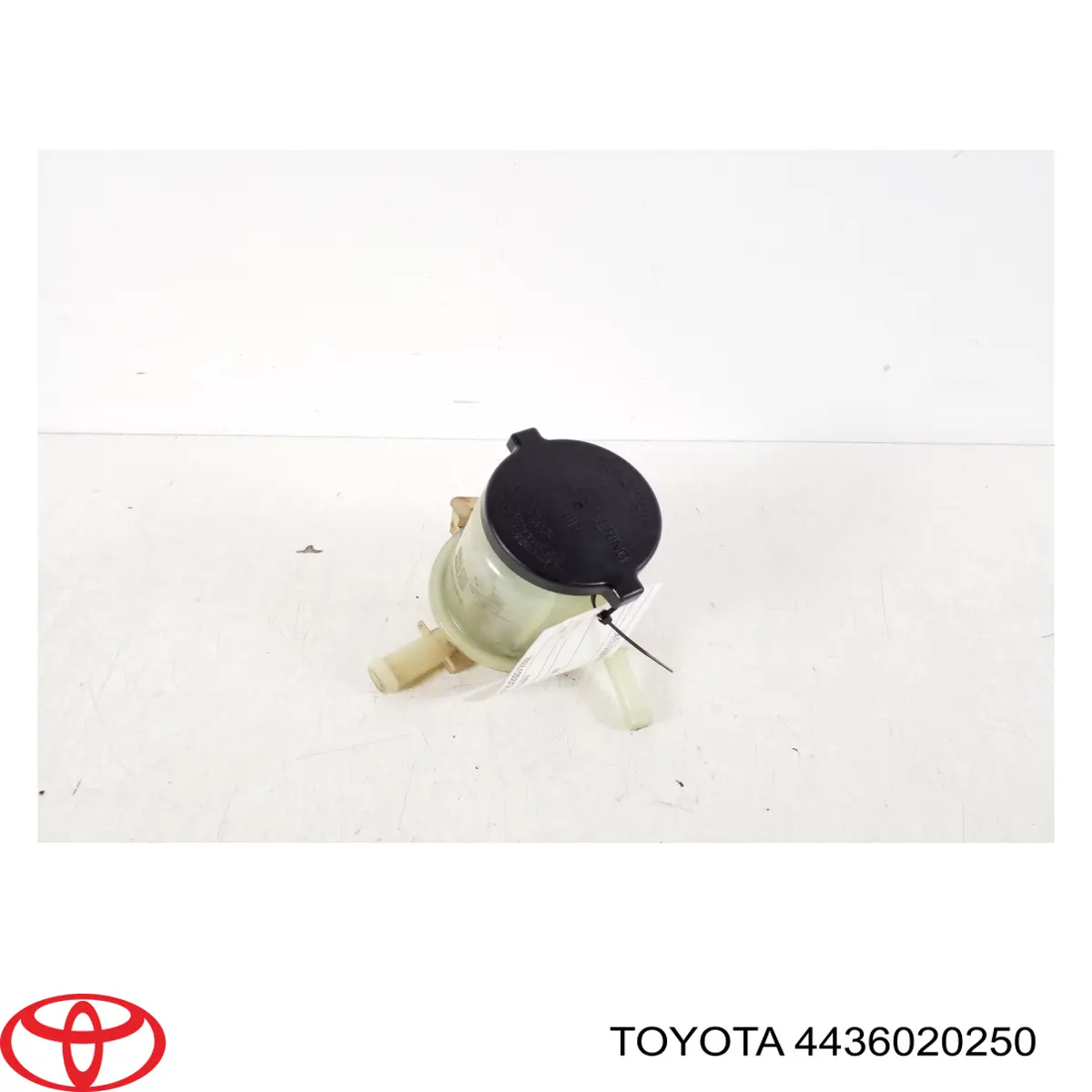  Бачок ГУР Toyota Avensis 2