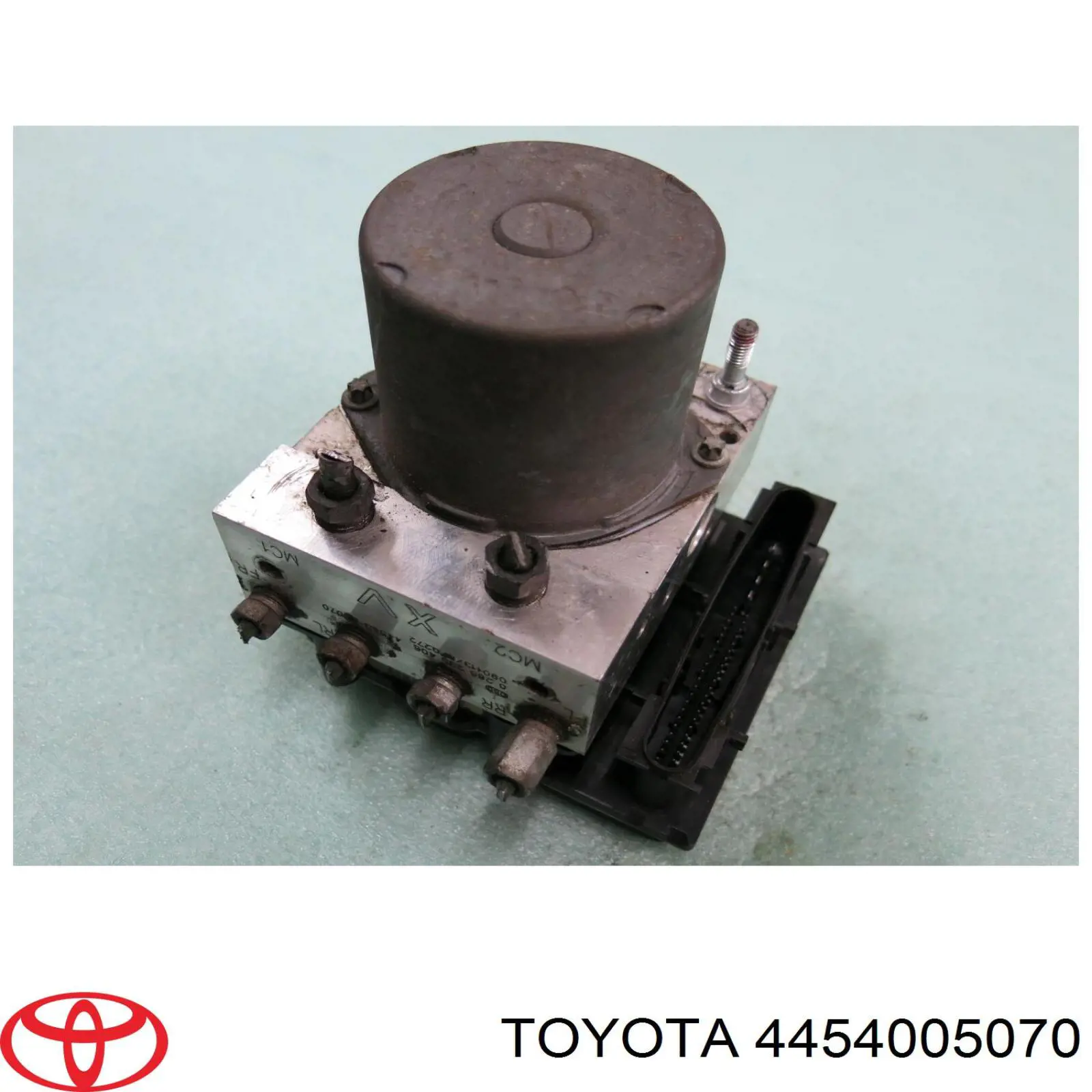 Купити 4454005070 Toyota Гідроблок АБС