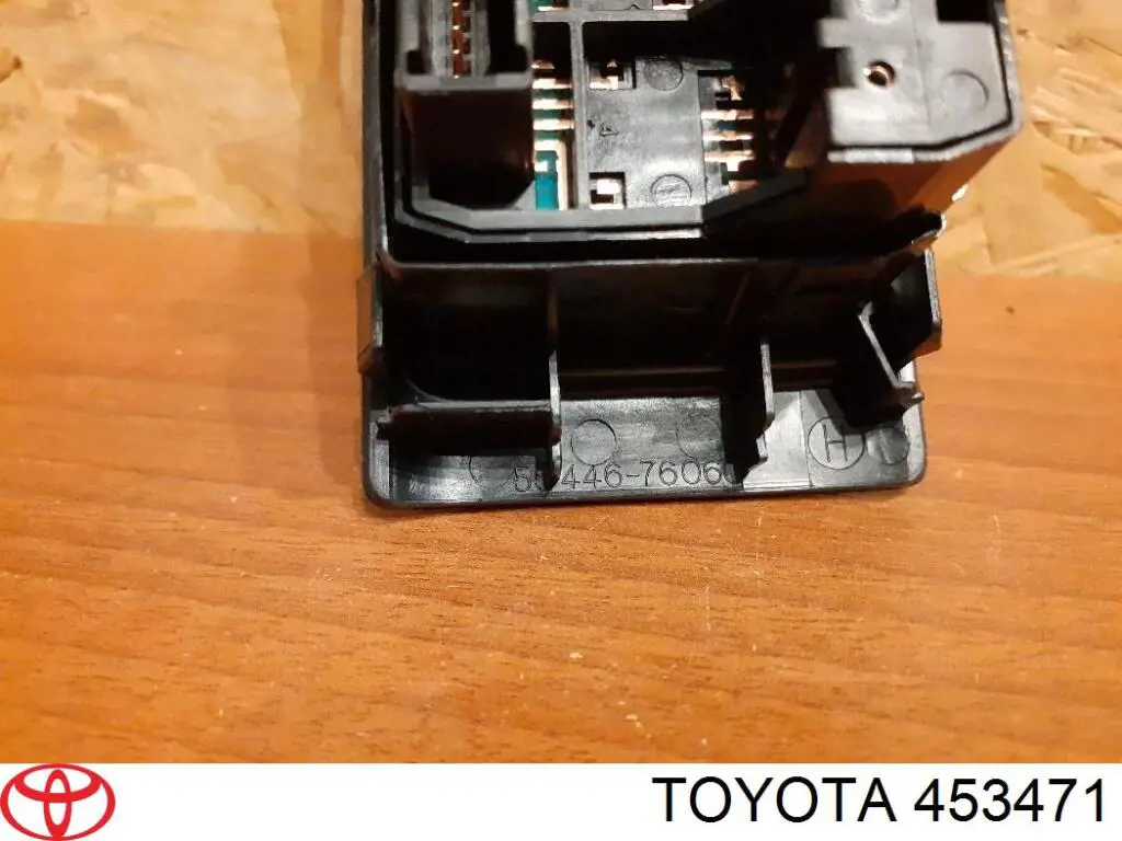  453471 Toyota