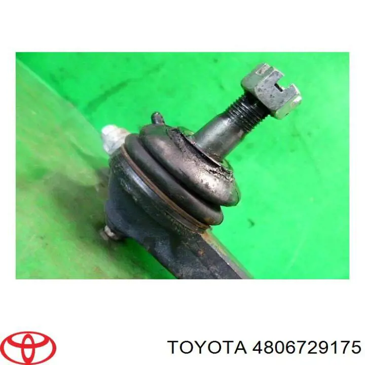 Важіль передньої підвіски верхній, лівий 4806729175 Toyota