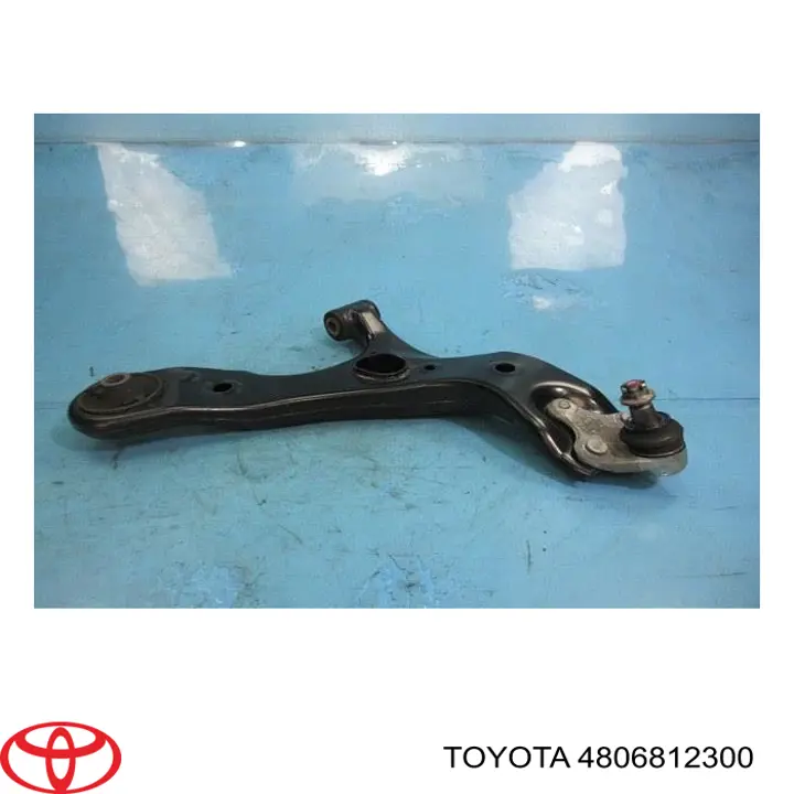 Важіль передньої підвіски нижній, правий Toyota 4806812300 ціна, від 50.68 USD