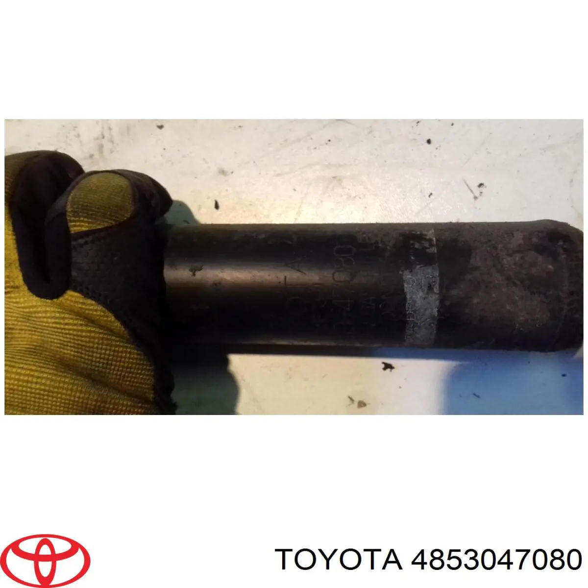 Амортизатор задній, правий Toyota 4853047080 ціна, від 26.65 USD