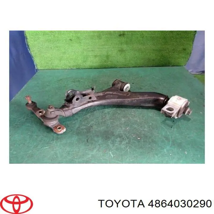 Купити 4864030290 Toyota Лівий важіль передній нижній підвіски